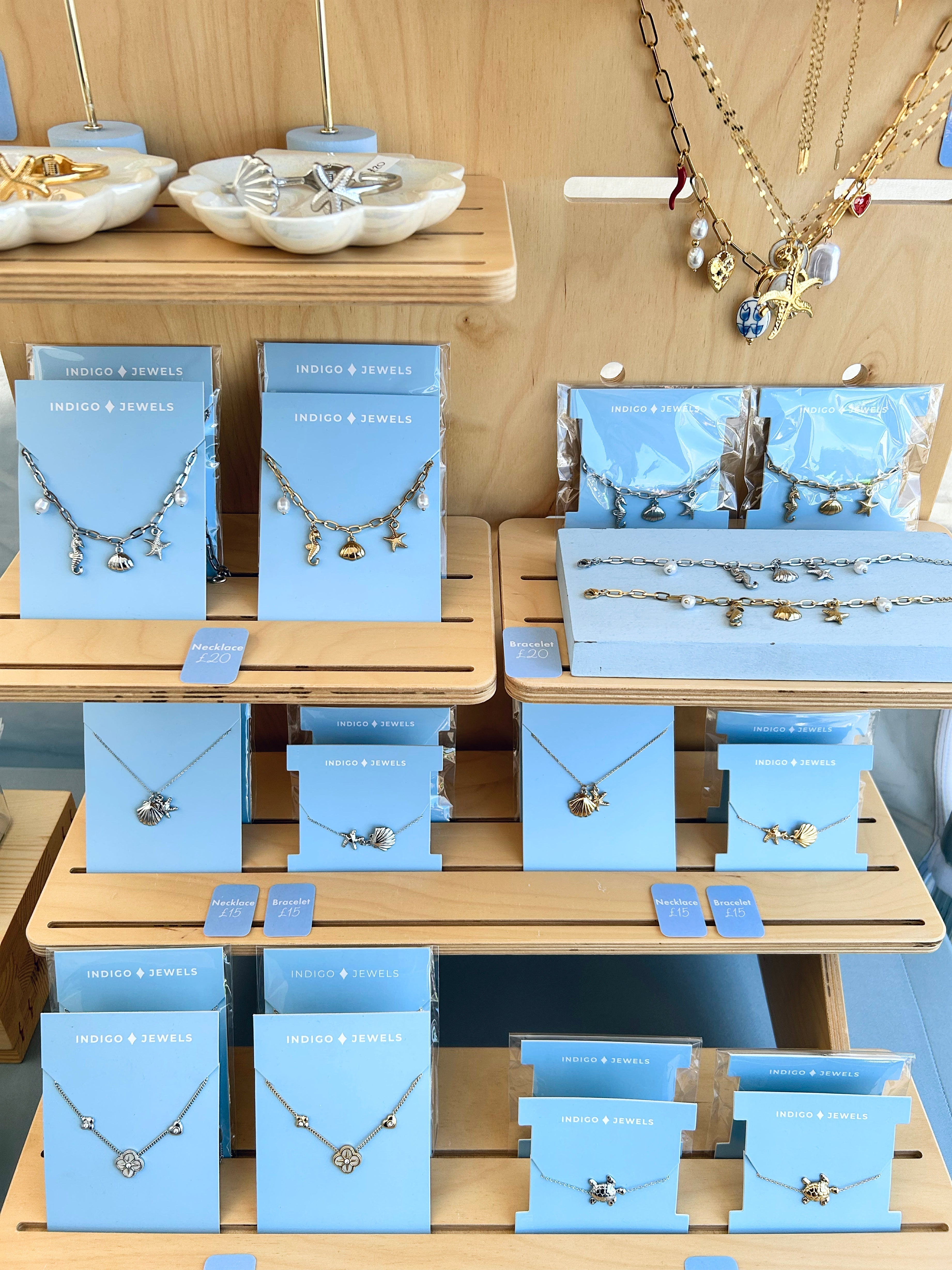 Holiday Jewellery That Goes Where You Go