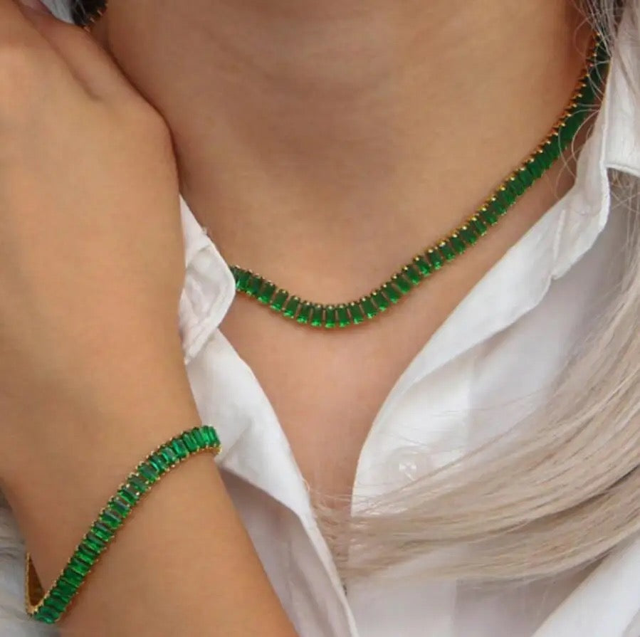 Glam Emerald Green Cubic Zirconia Choker Necklace