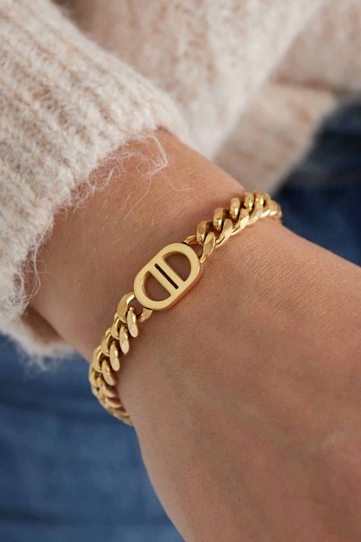 Chunky Gold Link Chain Bracelet