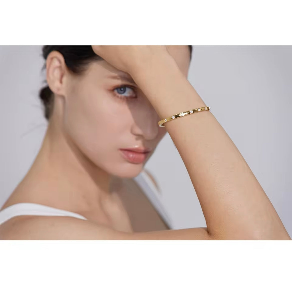 Gold Cubic Zirconia Bangle