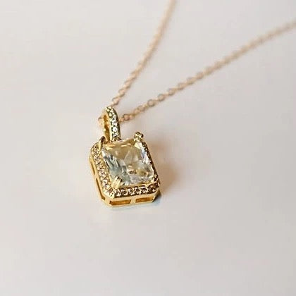 Elegant Cubic Zirconia Necklace